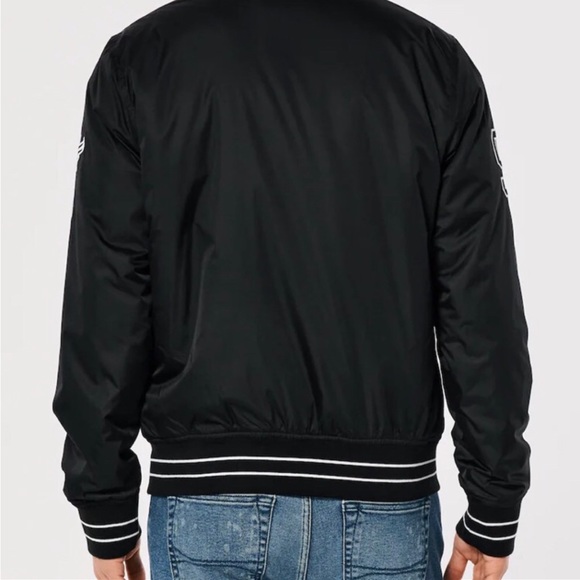 🔥NWT🔥HOLLISTER SHERPA-LINED VARSITY BOMBER JACKET NEW - Picture 3 of 7